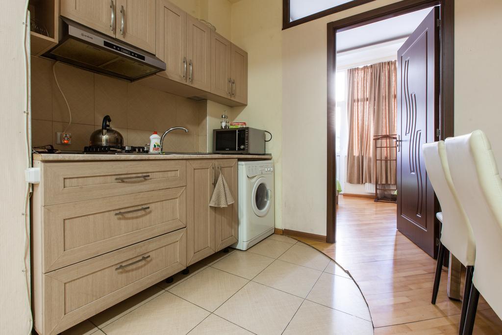Sweet Home Apartment Tbilisi Rum bild