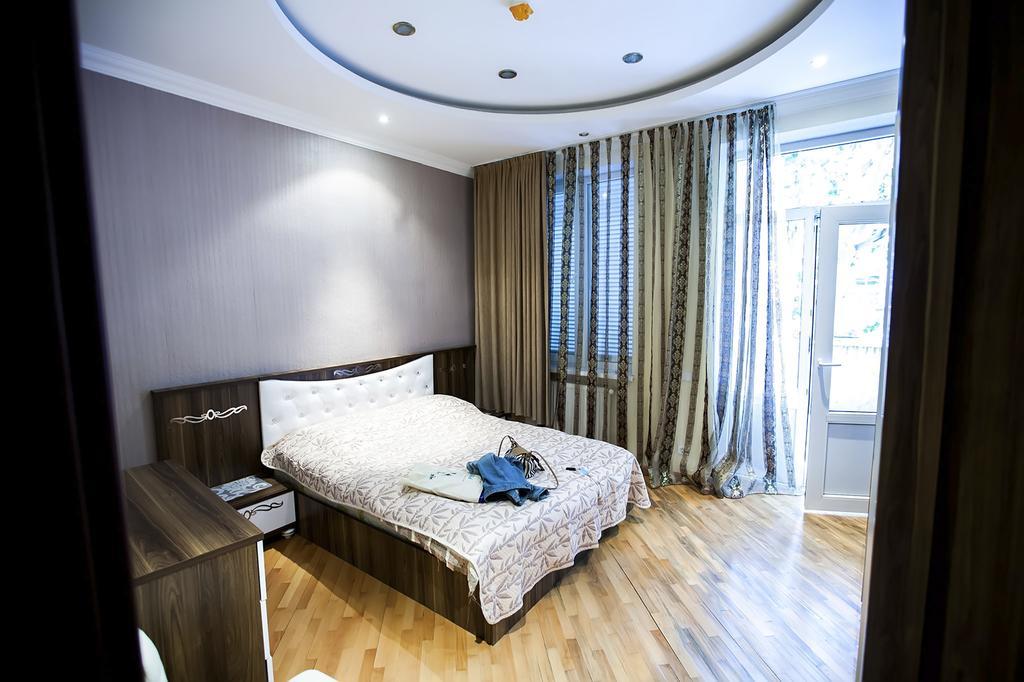 Sweet Home Apartment Tbilisi Rum bild